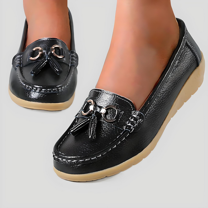 Hannah - Casual Slip-On Shoe with Band Design in the Middle