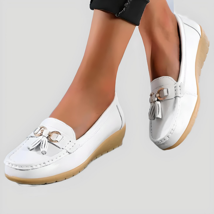 Hannah - Casual Slip-On Shoe with Band Design in the Middle