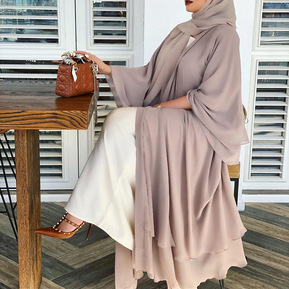 Offene Amina Abaya mit Hijab | Eine schöne und luftige Abaya