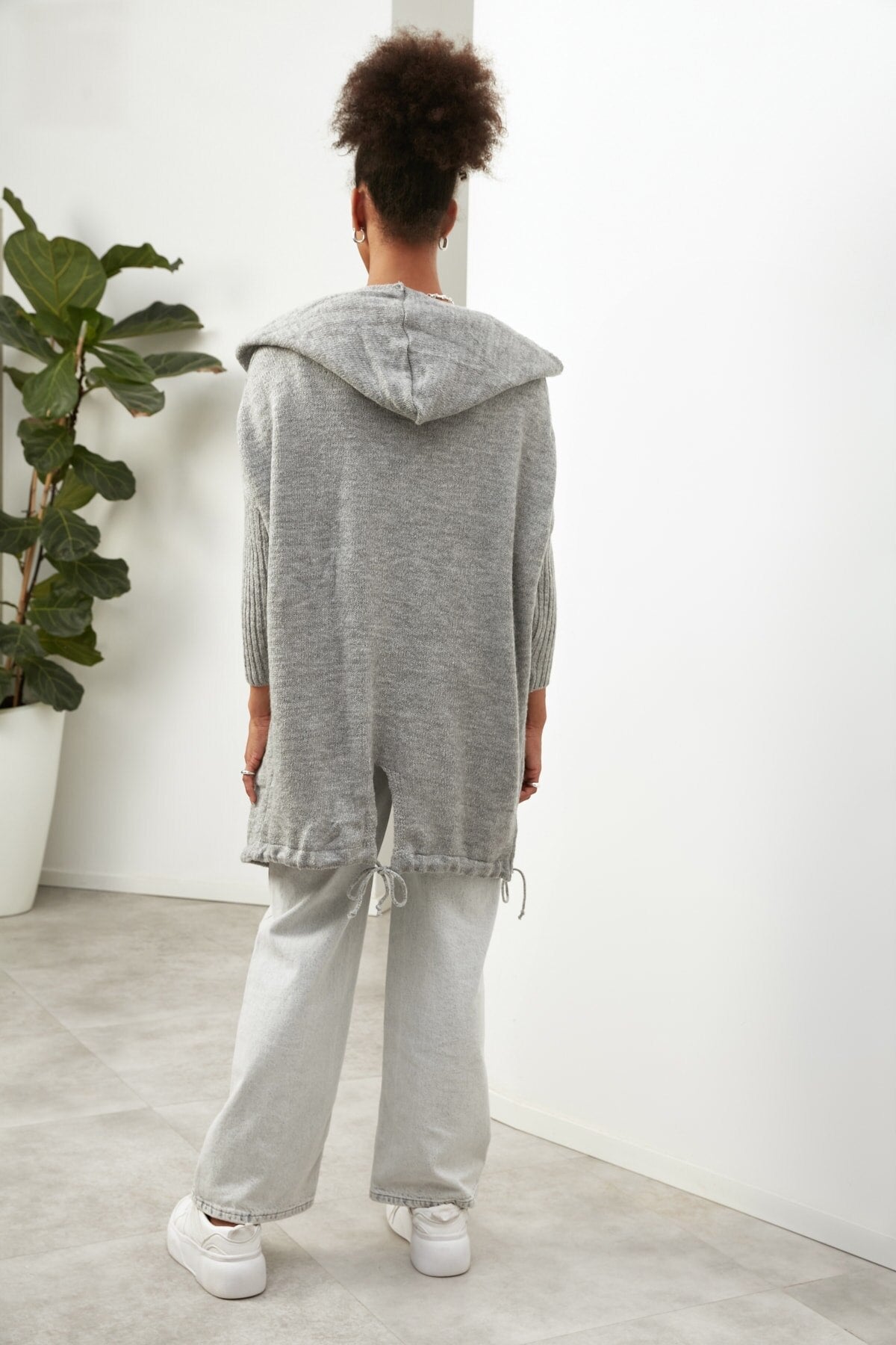 Emma Lange Strickjacke | Weiche und bequeme Loungewear