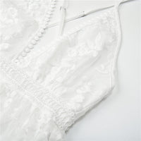 Reina romantisches Kleid | Ein elegantes, weißes Sommerkleid